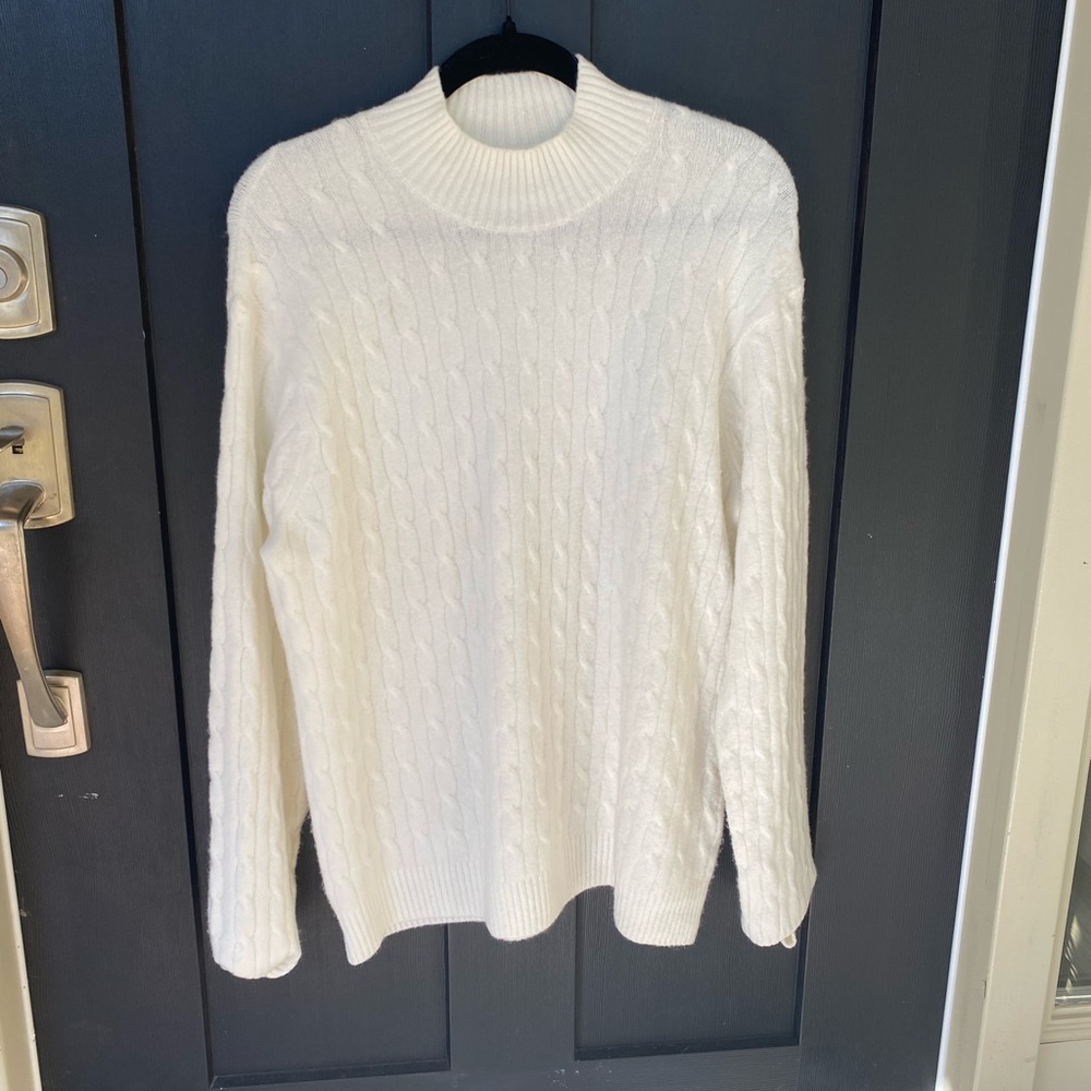 NWOT J. Crew Mock Neck Sweater—Size XL—cream/white/ivory